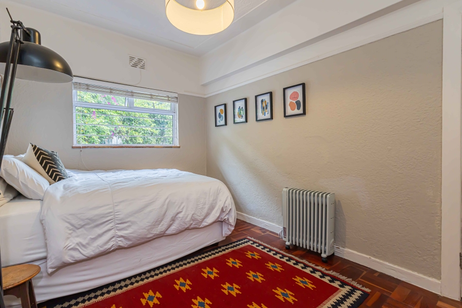 2 Bedroom Property for Sale in Sea Point Western Cape